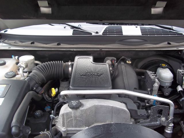 GMC Envoy 2006 photo 2