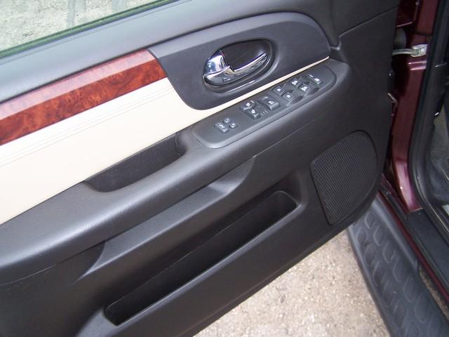 GMC Envoy 2006 photo 5