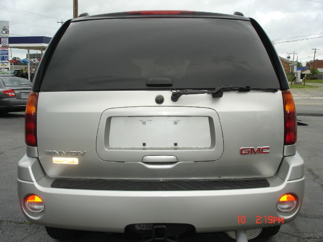 GMC Envoy 2006 photo 3