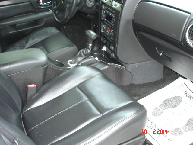 GMC Envoy 2006 photo 6