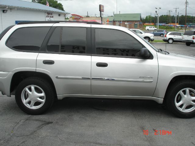 GMC Envoy 2006 photo 9