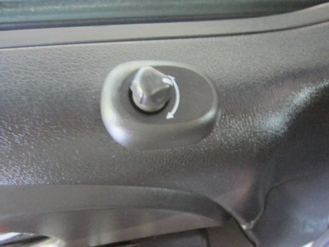 GMC Envoy 2006 photo 34