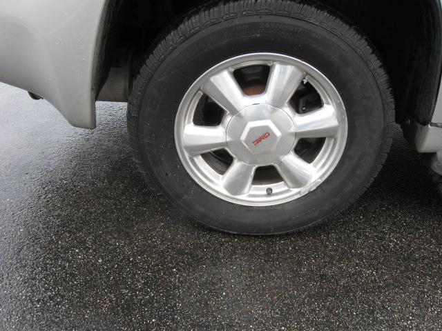 GMC Envoy 2006 photo 1