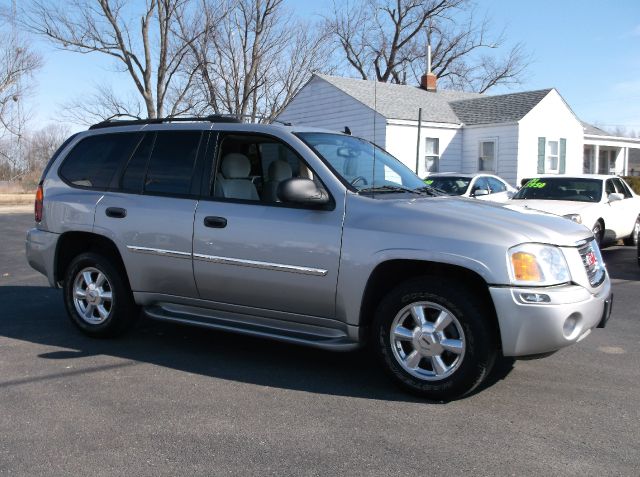 GMC Envoy 2007 photo 2