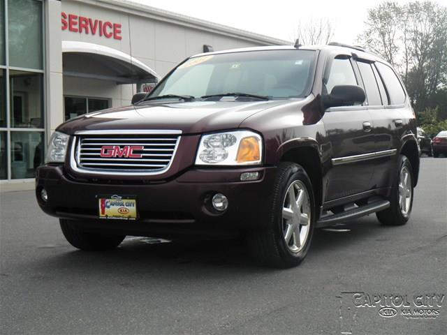 GMC Envoy 2007 photo 2