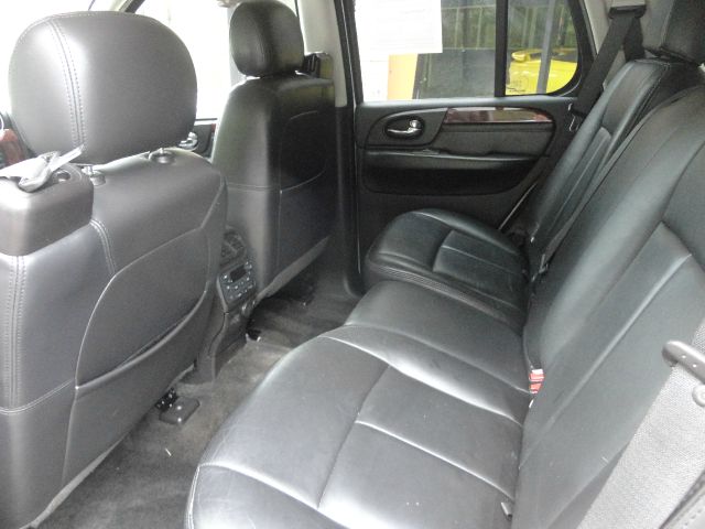 GMC Envoy LS 2500hd CREW CAB 4X4 Diesel SUV