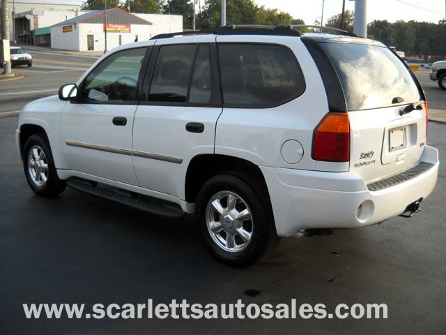 GMC Envoy Reg Cab 124 WB SLT SUV