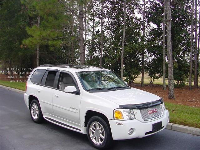 GMC Envoy 2008 photo 1
