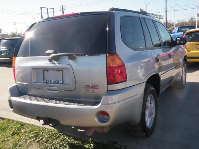 GMC Envoy 2008 photo 3