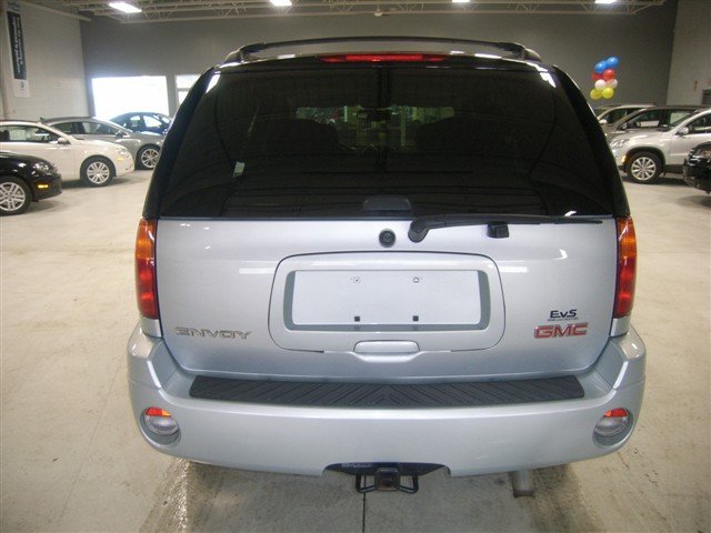 GMC Envoy 2008 photo 3