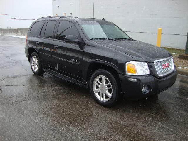 GMC Envoy EX Sedan 4D Sport Utility