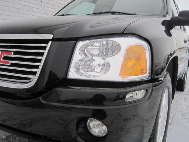 GMC Envoy 2008 photo 2