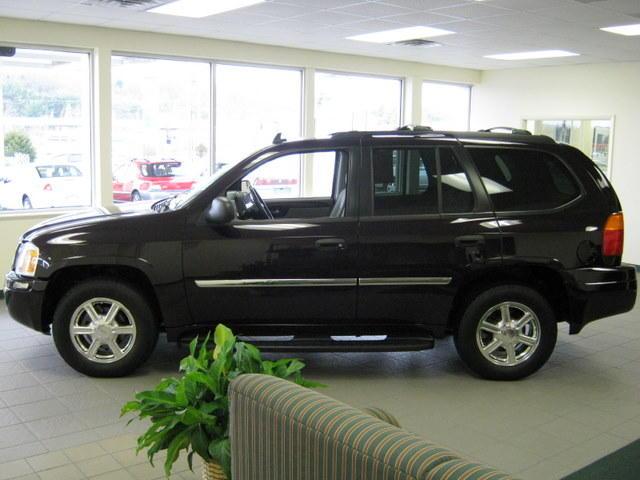 GMC Envoy 2008 photo 1
