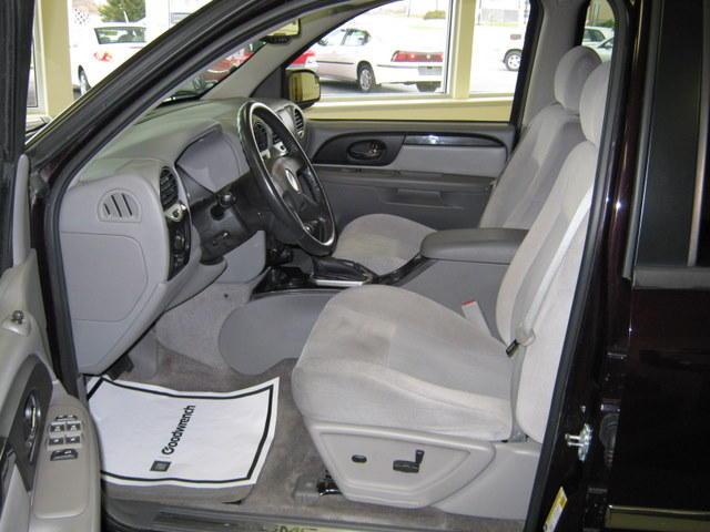 GMC Envoy 2008 photo 3