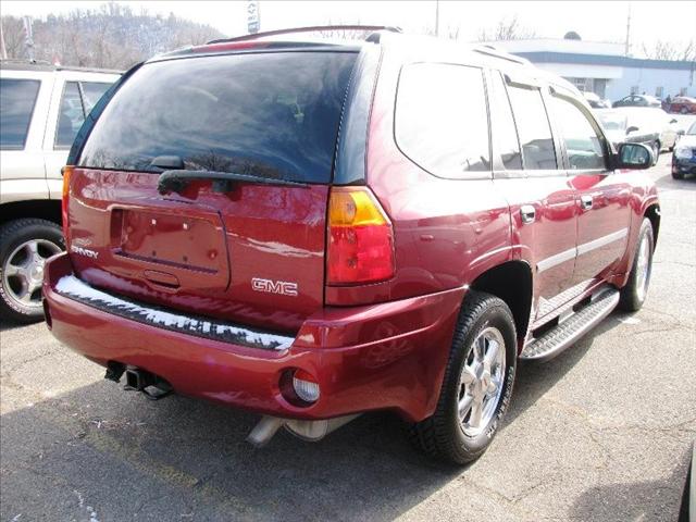 GMC Envoy 2008 photo 2