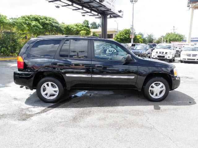 GMC Envoy 2008 photo 2