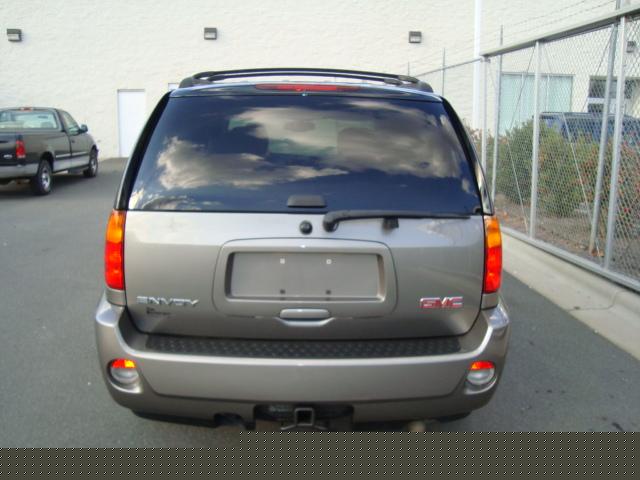 GMC Envoy 2008 photo 3