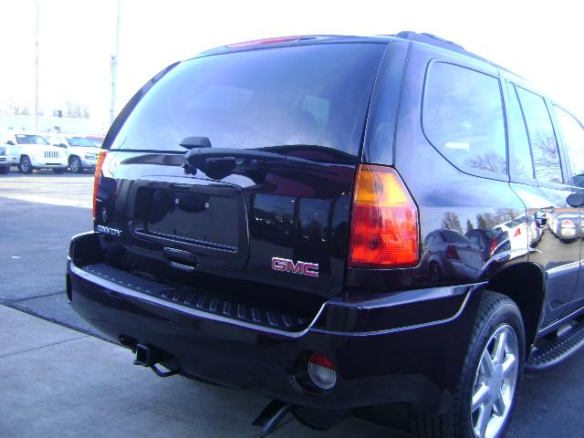 GMC Envoy 2008 photo 3