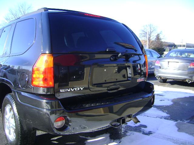 GMC Envoy 2008 photo 3
