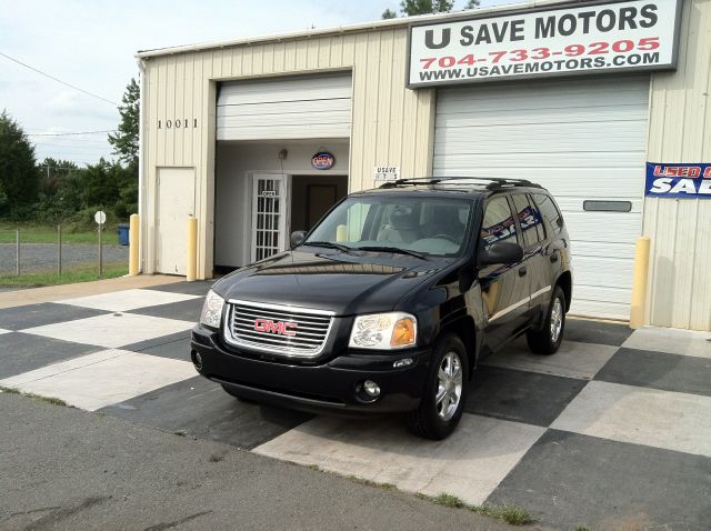 GMC Envoy 2008 photo 1
