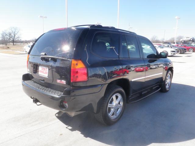 GMC Envoy 2008 photo 4