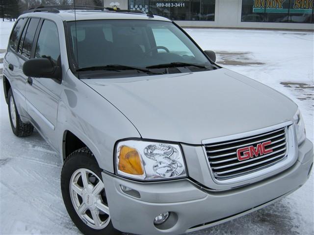 GMC Envoy 2008 photo 1