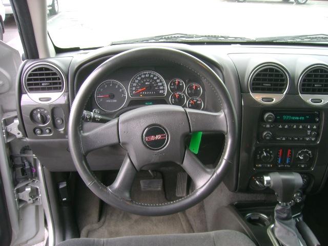 GMC Envoy 2008 photo 5