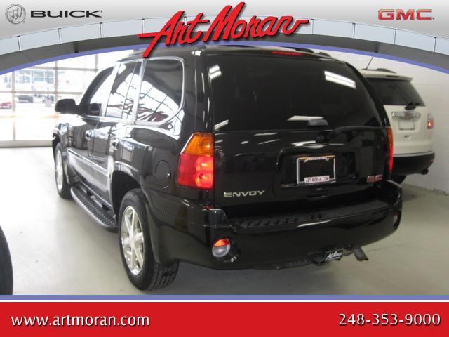 GMC Envoy 2008 photo 1
