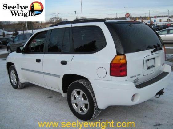 GMC Envoy 2008 photo 2