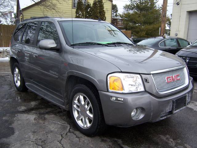 GMC Envoy EX Sedan 4D Sport Utility