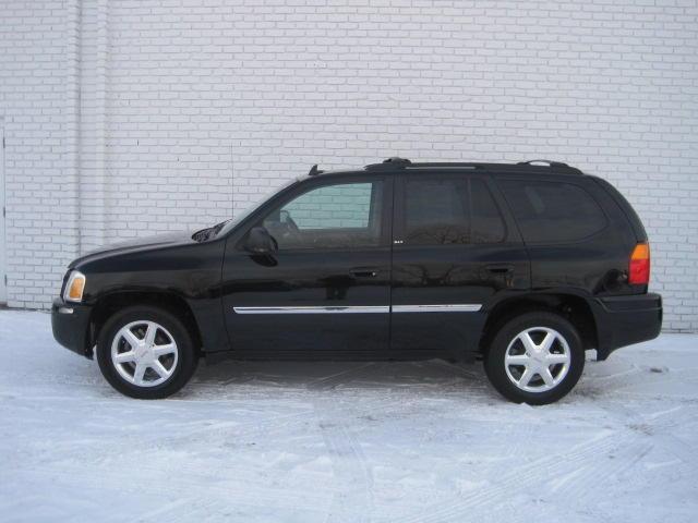 GMC Envoy 2008 photo 1