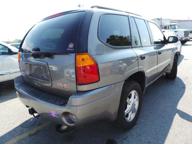 GMC Envoy 2008 photo 1