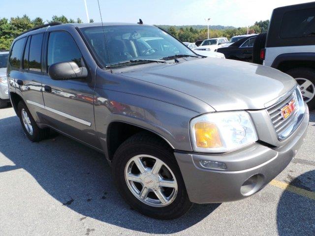 GMC Envoy 2008 photo 2