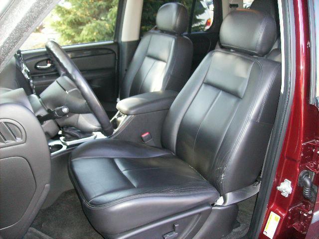 GMC Envoy 2008 photo 2