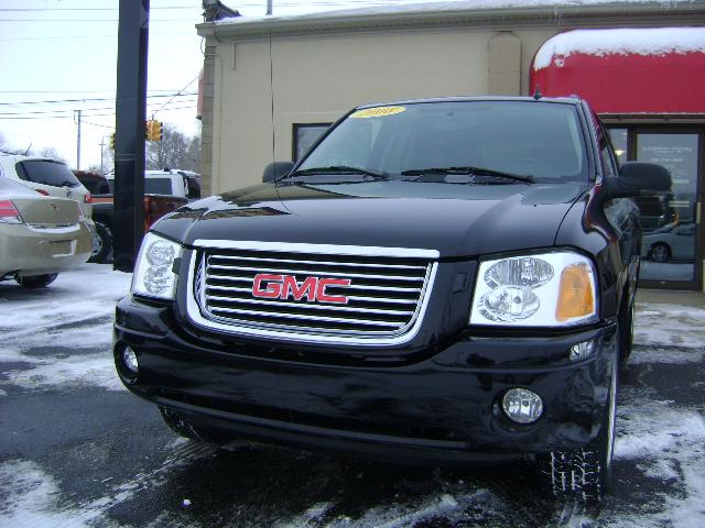 GMC Envoy 2008 photo 1