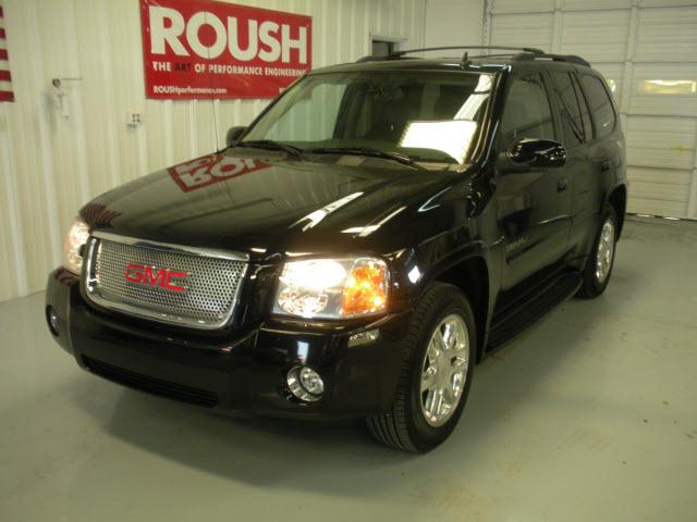GMC Envoy Sport Utility Pickup 4D Sport Utility