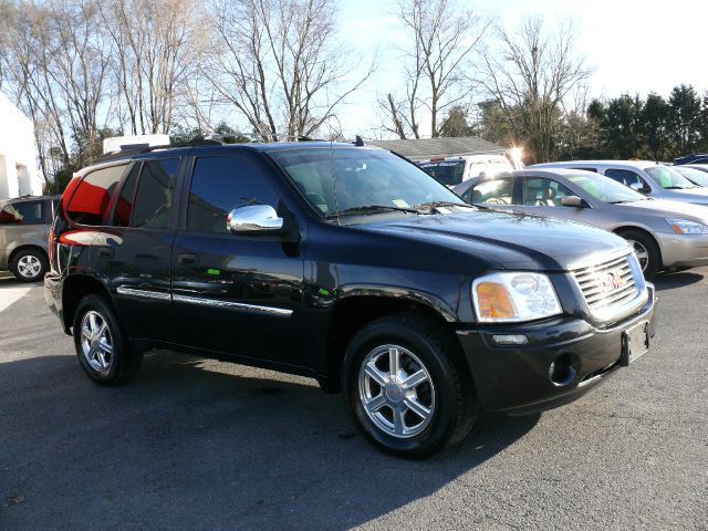 GMC Envoy 2008 photo 2