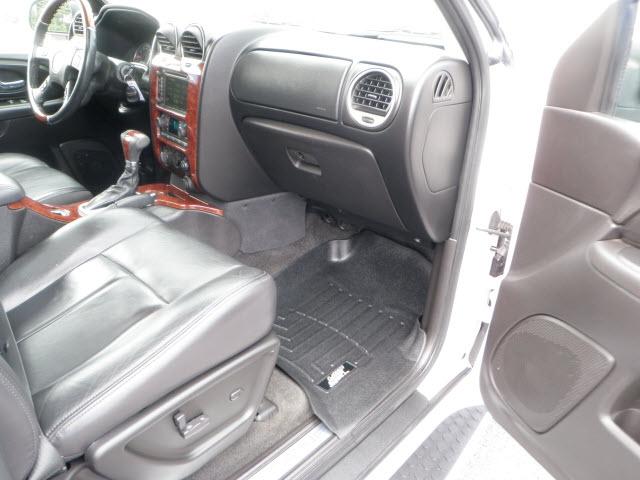 GMC Envoy 2008 photo 3