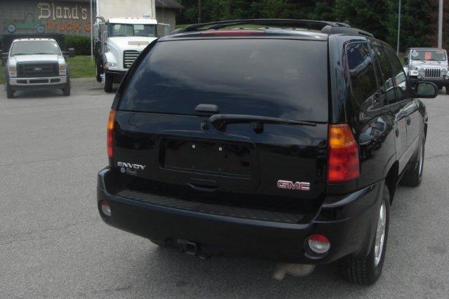 GMC Envoy 2008 photo 4