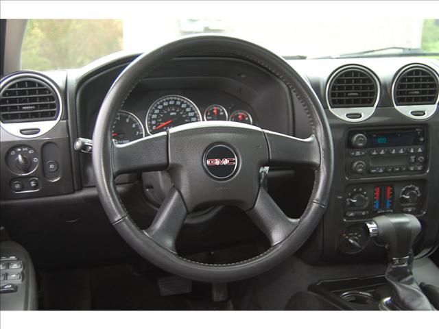 GMC Envoy 2008 photo 3