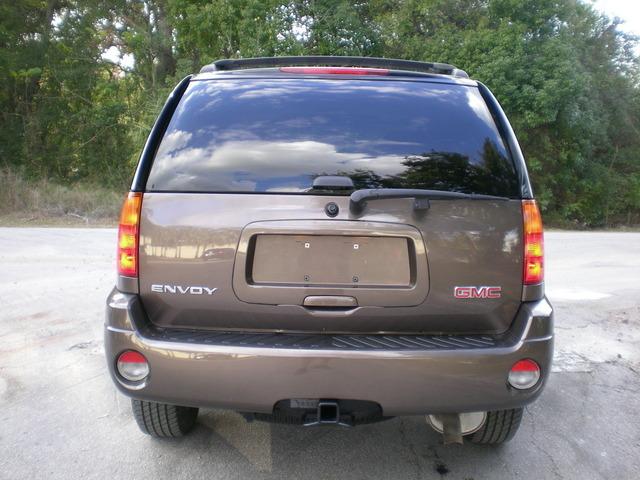 GMC Envoy 2008 photo 3