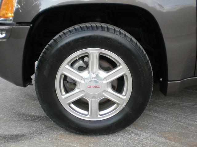 GMC Envoy 2008 photo 4