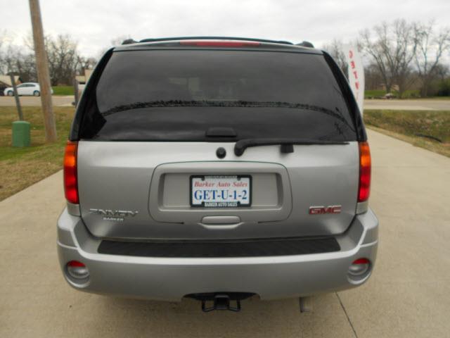 GMC Envoy 2008 photo 2