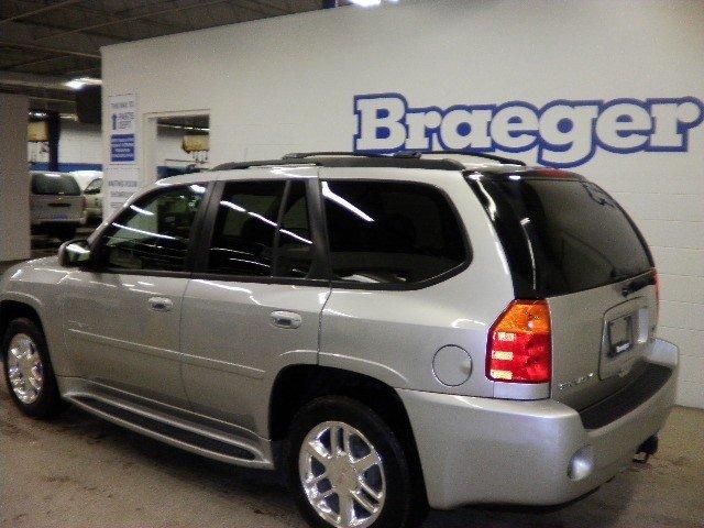 GMC Envoy 2008 photo 2