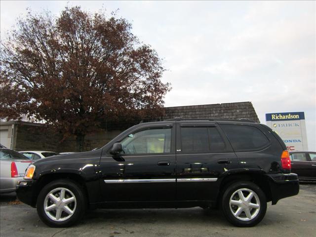 GMC Envoy 2008 photo 1
