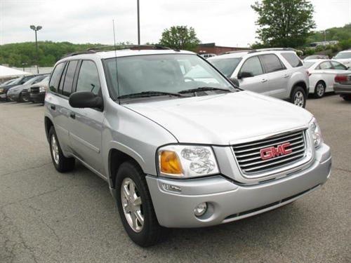 GMC Envoy 2009 photo 2