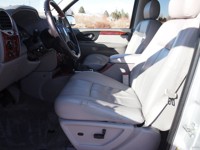 GMC Envoy 2009 photo 5