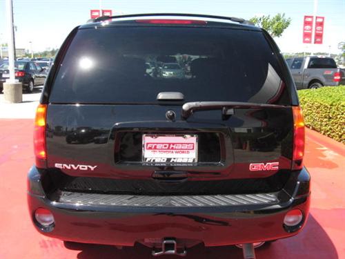 GMC Envoy 2009 photo 1