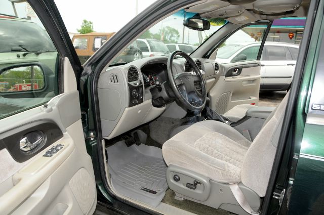 GMC Envoy XL 2002 photo 2