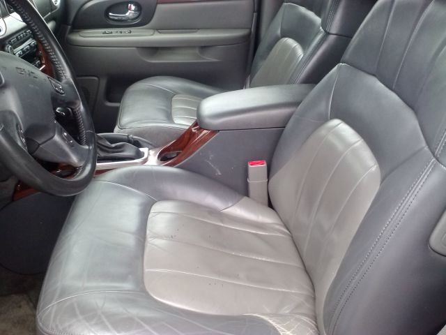 GMC Envoy XL 2002 photo 2